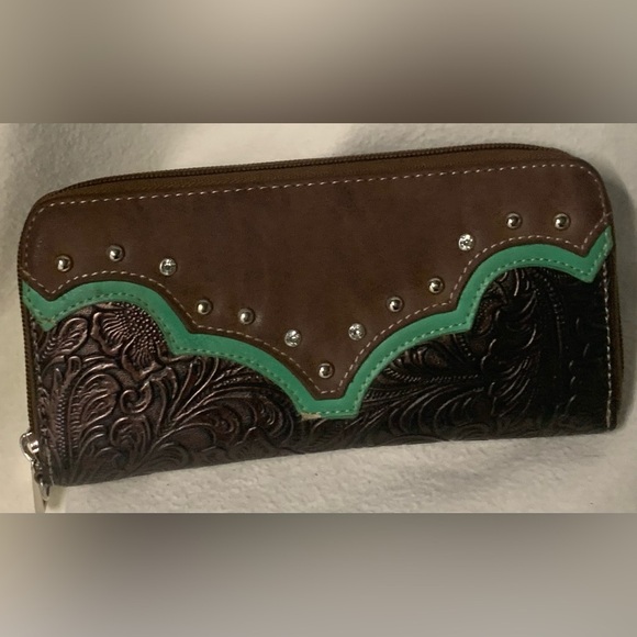 Coral Ridge Zip Around Wallet Western Bling  Studded Brown Leather Cowgirl - Picture 7 of 13